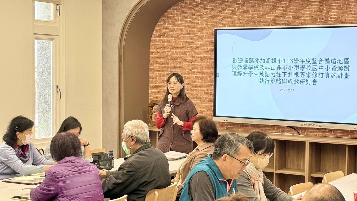 黃盟惠肯定「提升學生英語力往下扎根專案計畫」成果。 圖：高雄市教育局/提供