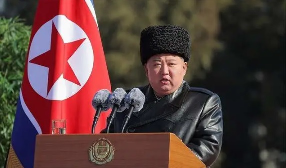 北韓領導人金正恩近期也下達指示，要求北韓部隊盡速完成現代化建設。 圖：翻攝自 石江月