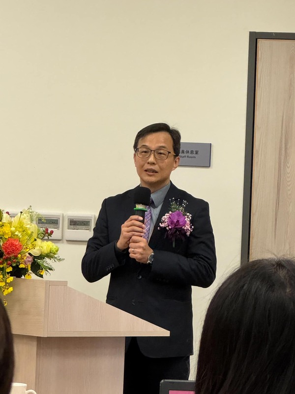 食藥署開放全齡日本牛肉進口，消基會反對，署長姜至剛表示風險評估結果僅1.5億人中1人，屬可忽略程度。（圖為食藥署署長姜至剛） 圖：翻攝自台灣毒物學學會 Toxicology Society of Taiwan臉書
