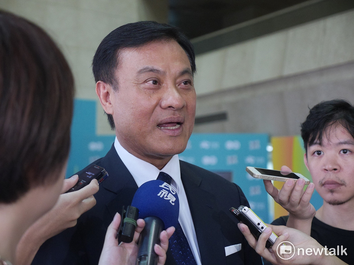 據媒體報導，民進黨立院黨團希望提前到本周五召開，立法院長蘇嘉全今（15）天下午受訪時表示，中午之前尚未收到臨時會連署名單。 圖：趙婉淳/攝