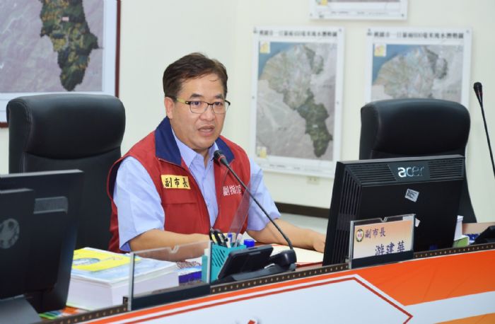 全台大停電，工業重鎮的桃園市多個工業區損失慘重，桃園市副市長游建華要求盡快協助統計災損。 圖：桃園市政府/提供