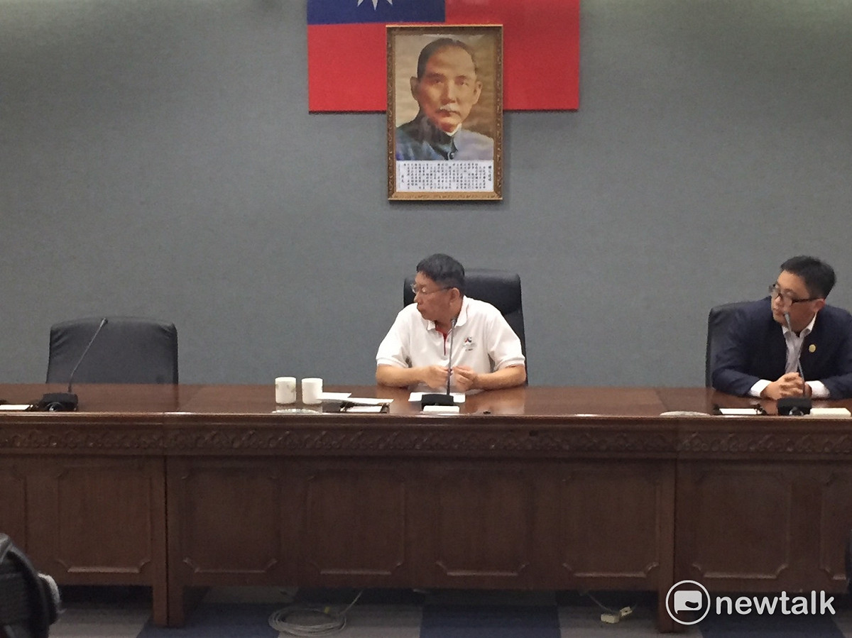開學月即將到來，為降低年輕機車族車禍意外，台北市長柯文哲要求交通局能做的部分先做，並邀請各大學共同討論，希望相關單位在開學前提出初步計畫。（資料照） 圖：新頭殼資料照