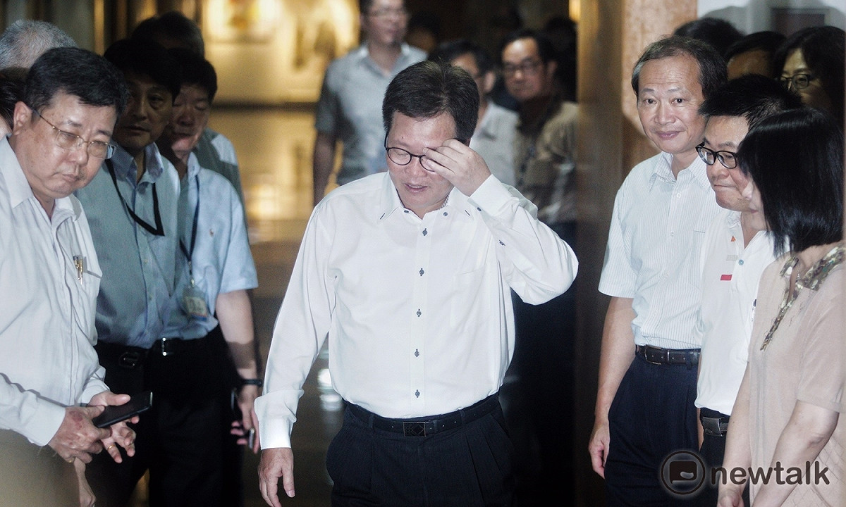 中油董事長陳金德為大潭電廠跳電事件請辭董事長一職，他說辭職沒有什麼委屈，也許是天意。 圖：新頭殼資料照片