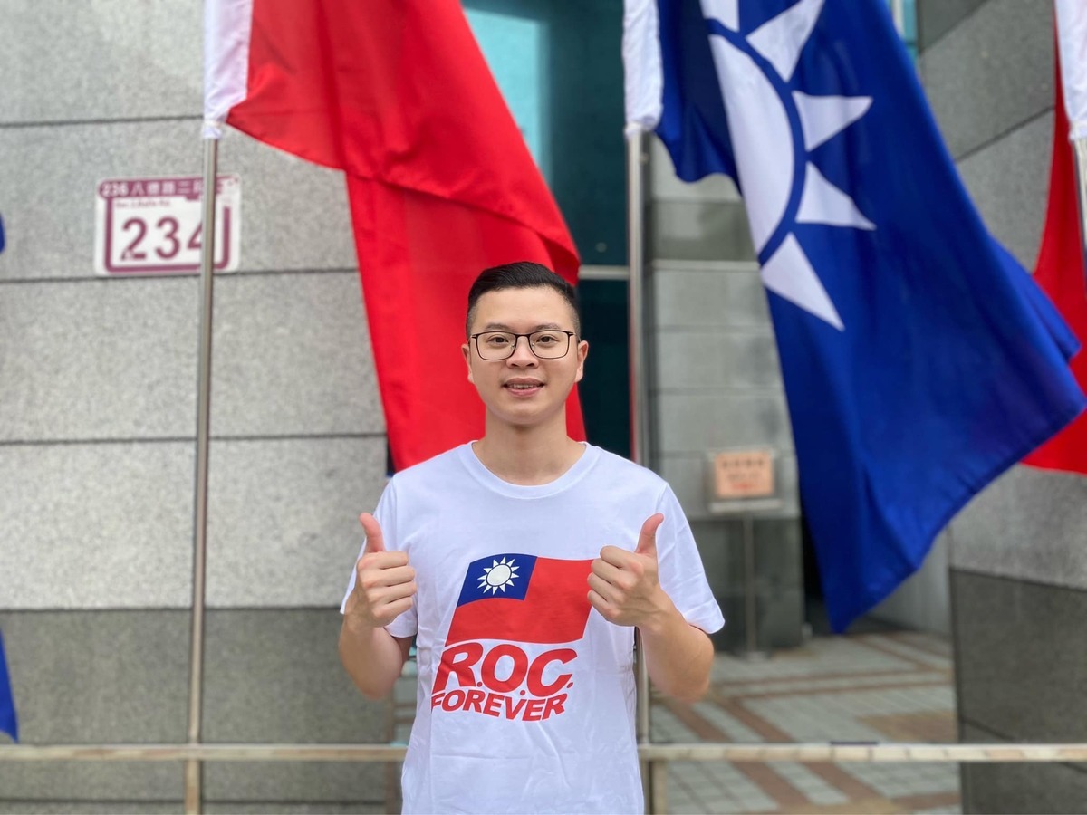 黃帝穎表示，凌濤既然定調是髒水，24小時過去了，提告了沒？敢跨海提告自爆的「F先生」？並列出檢驗國民黨是否翻車的三大法律行動。 圖：取自凌濤臉書（資料照）
