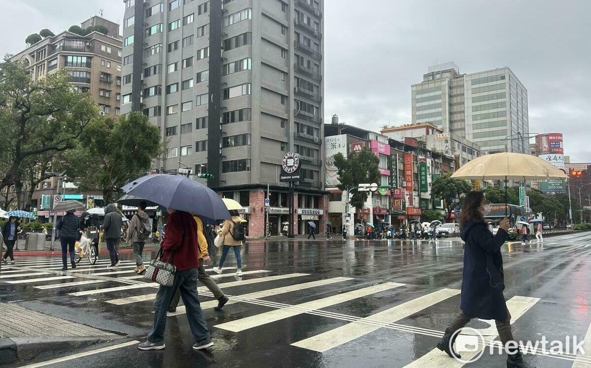 3縣市大雨特報！今水氣多對流雲系發展旺盛 午後雲林以南雨勢劇烈