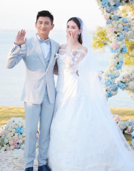 吳奇隆、劉詩詩近年多次爆出離婚消息，但雙方皆未正面回應。 圖：翻攝自微博