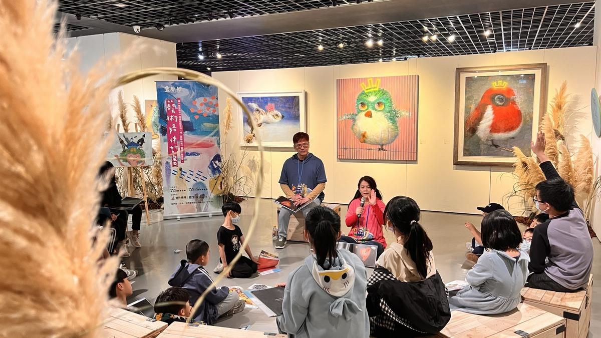 活動以藝術繪本《心家》引導，透過故事帶領孩童感受愛與分享的溫度，啟發他們思考「幸福的真諦」，描繪更美好的未來。 圖： 豐邑機構/提供
