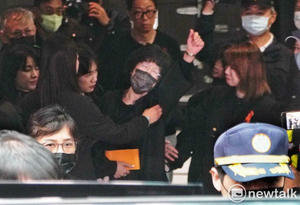 柯文哲暴走後換她失控！陳佩琪今天咆哮法庭，對著合議庭三名法官怒吼：「他（柯文哲）、叫做犯罪嫌疑重大？要繼續羈押」。 圖：張良一/攝（資料照）