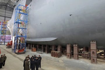 近日北韓公佈了據信是其有史以來第一艘核動力戰略導彈潛艇。 圖：翻攝自朝中社