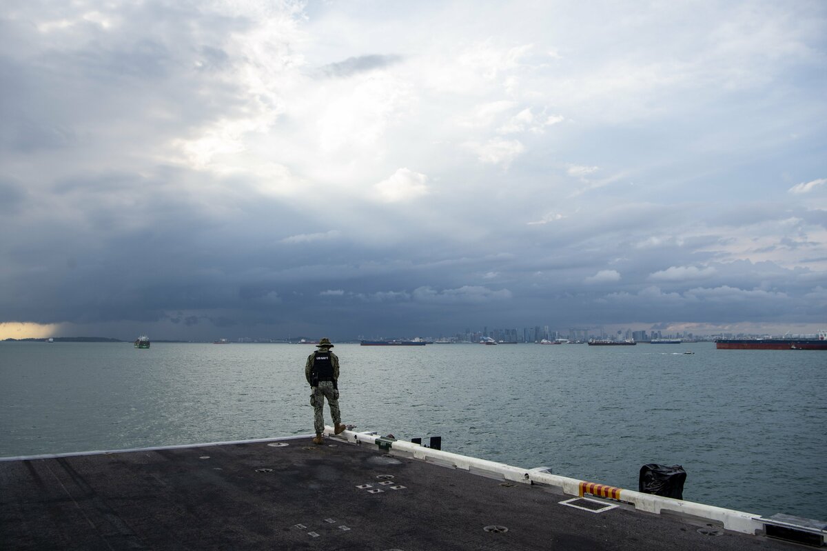 美國長期在麻六甲海峽區域部署軍事力量。 圖：截自「x」@US7thFleet