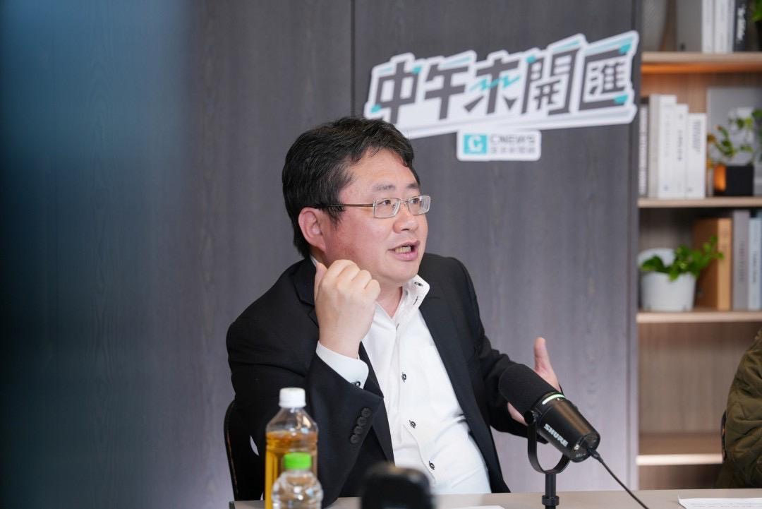 印太戰略智庫執行長、資深媒體人媒體人矢板明10日接受《CNEWS匯流新聞網》政論節目《中午來開匯》主持人黃光芹專訪。 圖：CNEWS匯流新聞網提供