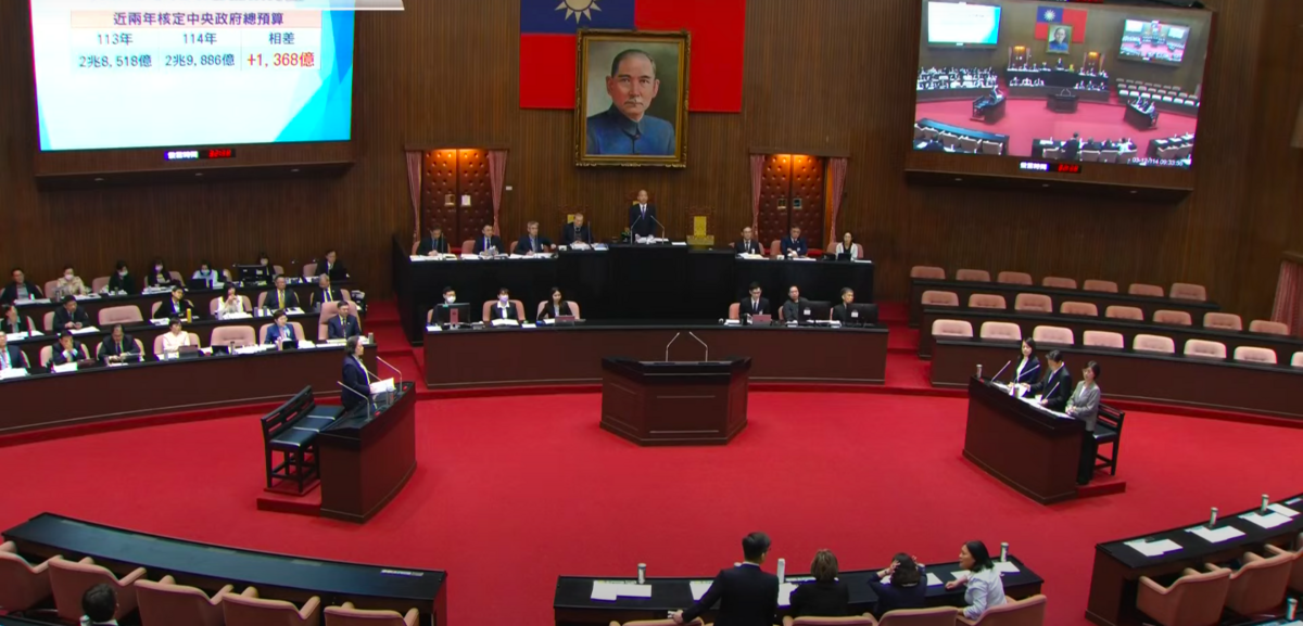 國民黨要立院議場禁錄影，綠委齊轟：搞戒嚴？怕人民看見傅崐萁的嘴臉？ 圖：翻攝自國會頻道