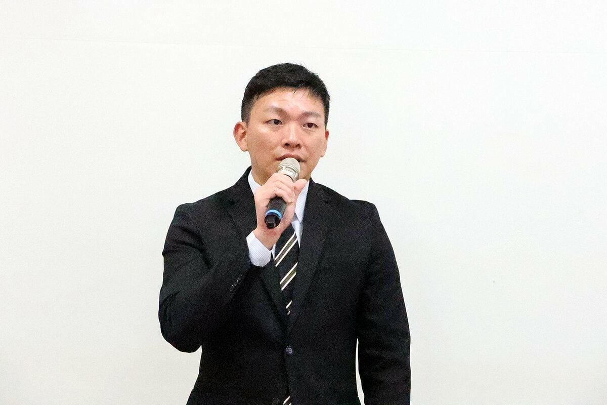 吳立森表示高雄將持續推動AI科技教育，協助學校發展AI特色課程資源。 圖：高雄市教育局/提供