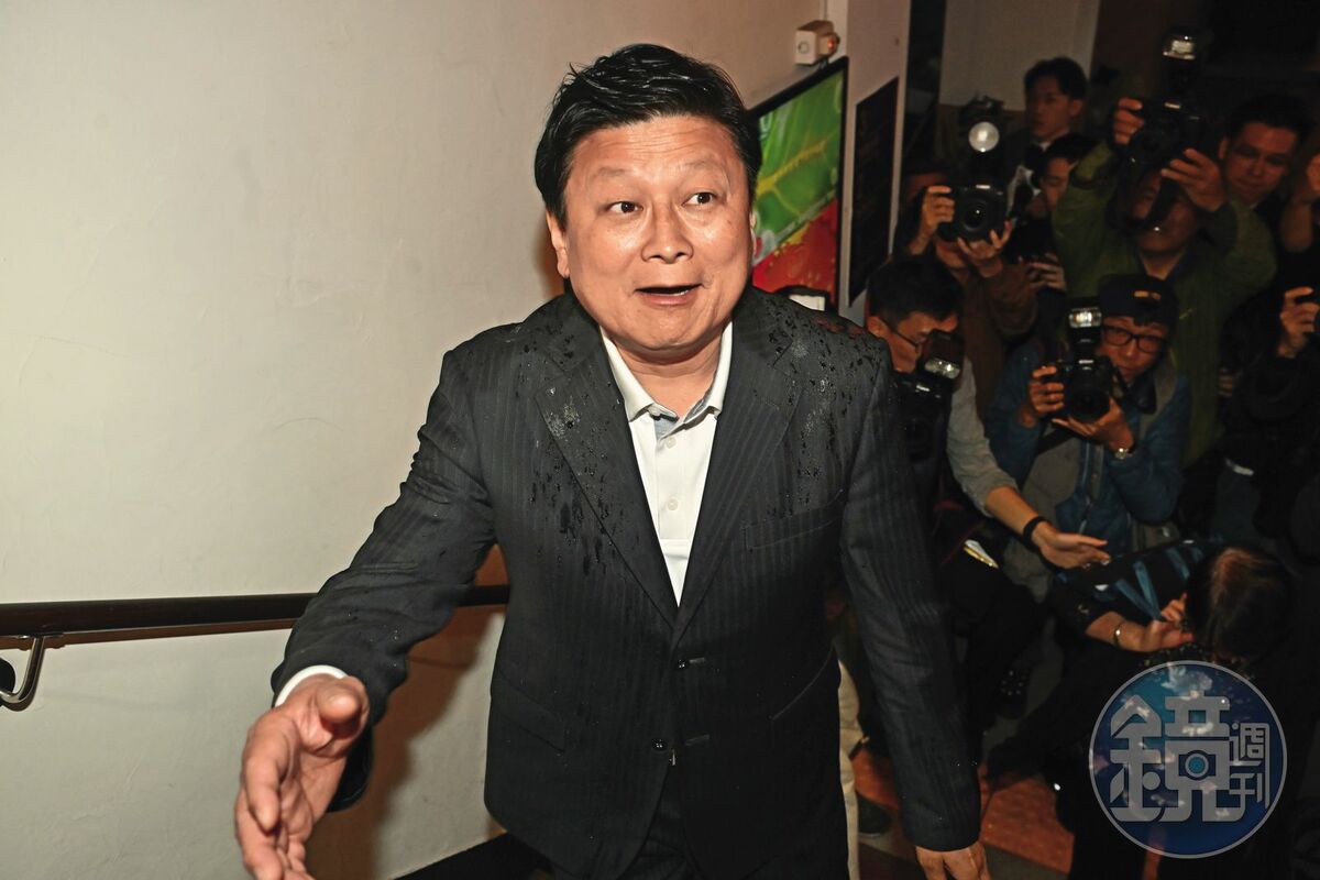 台北地檢署近月來針對藍營競選小物3度搜索，花蓮地檢署也暗中追查幸福水泥案是否有公務員向業者趁機勒索，劍指花蓮王傅崐萁意味濃厚。 圖：鏡週刊提供
