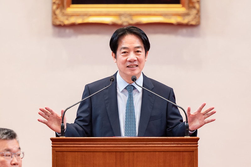 賴清德總統說，自己雖身為「獅迷」，仍由衷恭喜與敬佩中信兄弟近4年奪下3座總冠軍的傑出表現。 圖：總統府提供