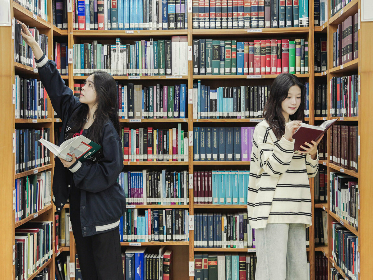 世新大學法律與智慧財產權資料中心，助力學生深入探索法律專業。 圖/世新大學提供