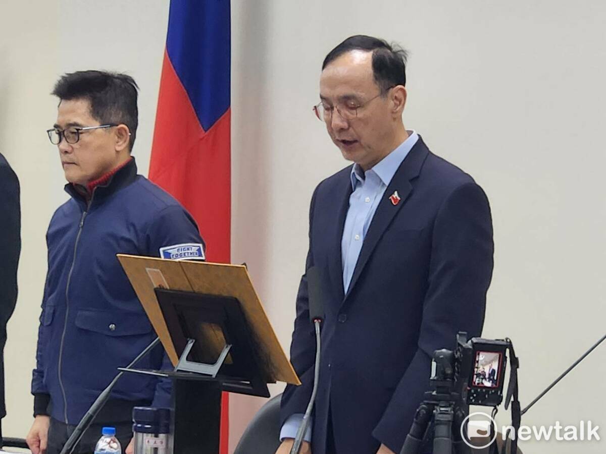國民黨主席朱立倫與國民黨秘書長黃健庭主持國民黨中常會。 圖：黃建豪/攝（資料照）