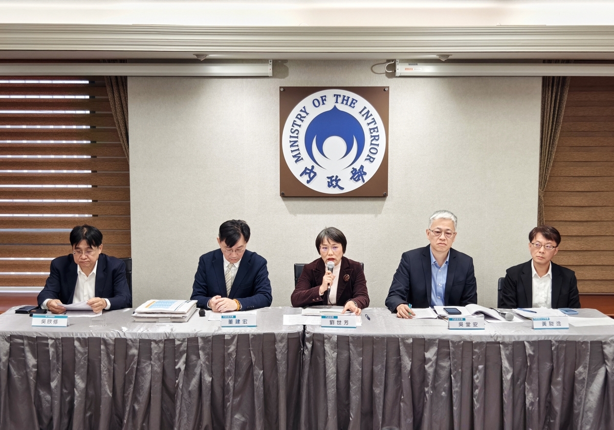 內政部今（20日）在部務會議後召開記者會說明預算刪凍、前瞻預算未審，對地方建設計畫影響情形與後續因應作為。 圖：內政部提供