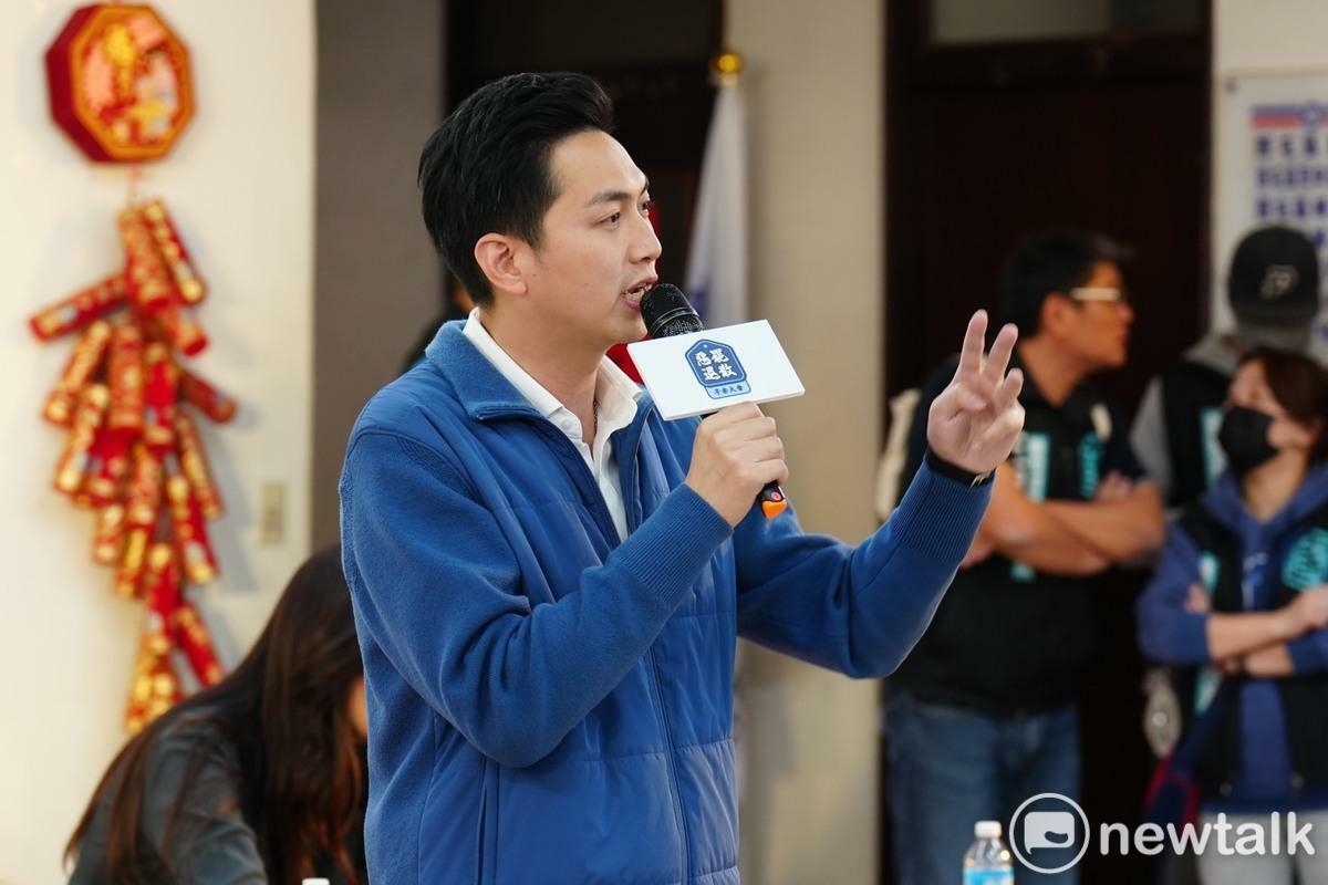 國民黨立委廖偉翔親上火線，他自嘲回顧自己在台中新光三越氣爆現場直播，僅進行了2分鐘是要告知民眾別靠近現場，卻民進黨側翼攻擊，民進黨的「救災政治學」就是一場政治操作。 圖：唐復年/攝（資料照）