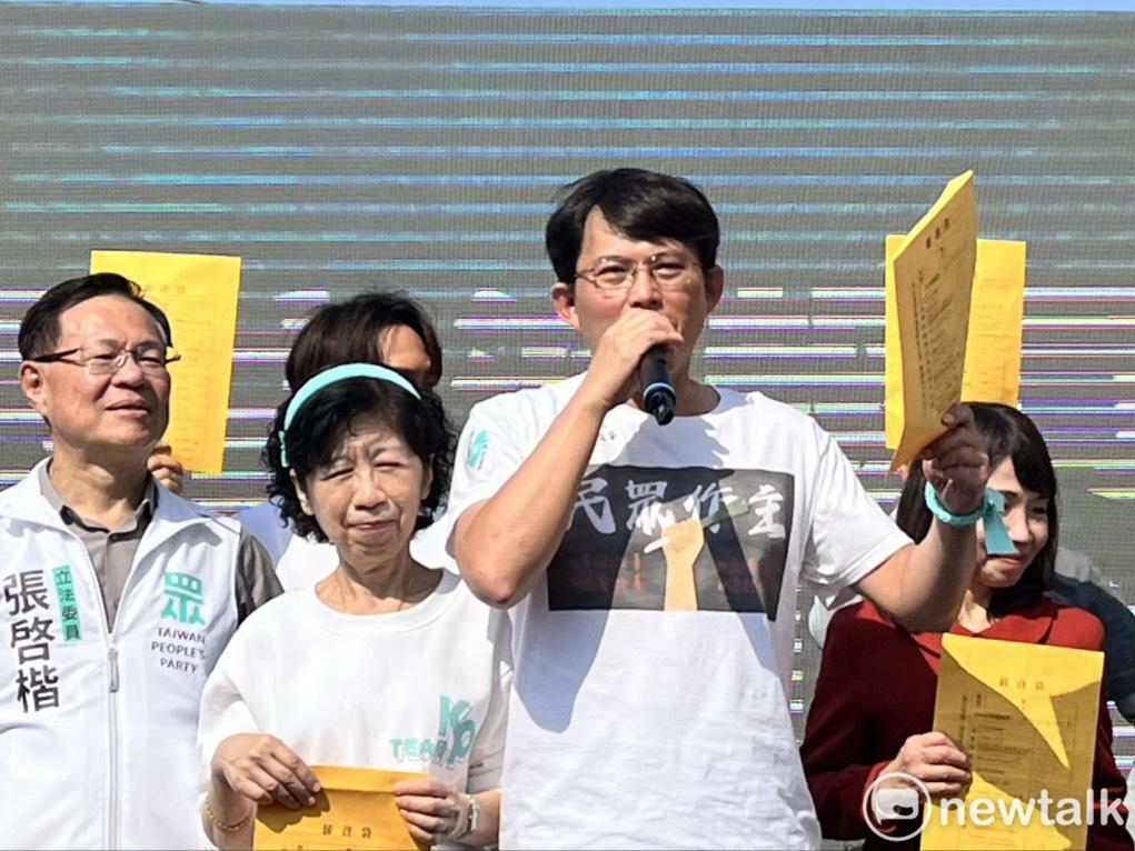 稅收超徵還稅於民法制化，黃國昌說，民眾黨自己的條例已擬好、下週將提出。 圖：金大鈞／攝