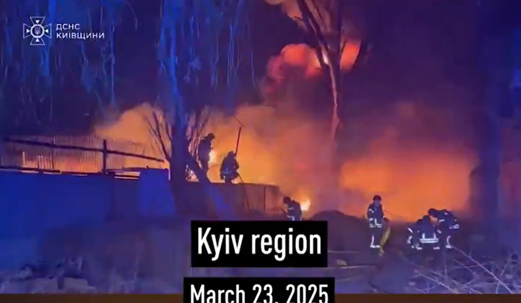 俄羅斯22日再度以無人機對烏克蘭首都基輔（Kyiv）等各大城市發動襲擊。 圖：翻攝澤連斯基X（前推特）