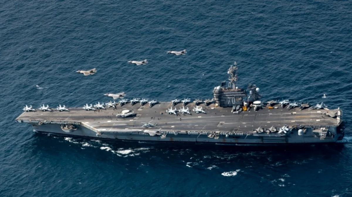 在朝鮮半島執行「自由之盾25」軍演的卡爾文森號航空母艦。 圖：翻攝Republic of Korea Air Force