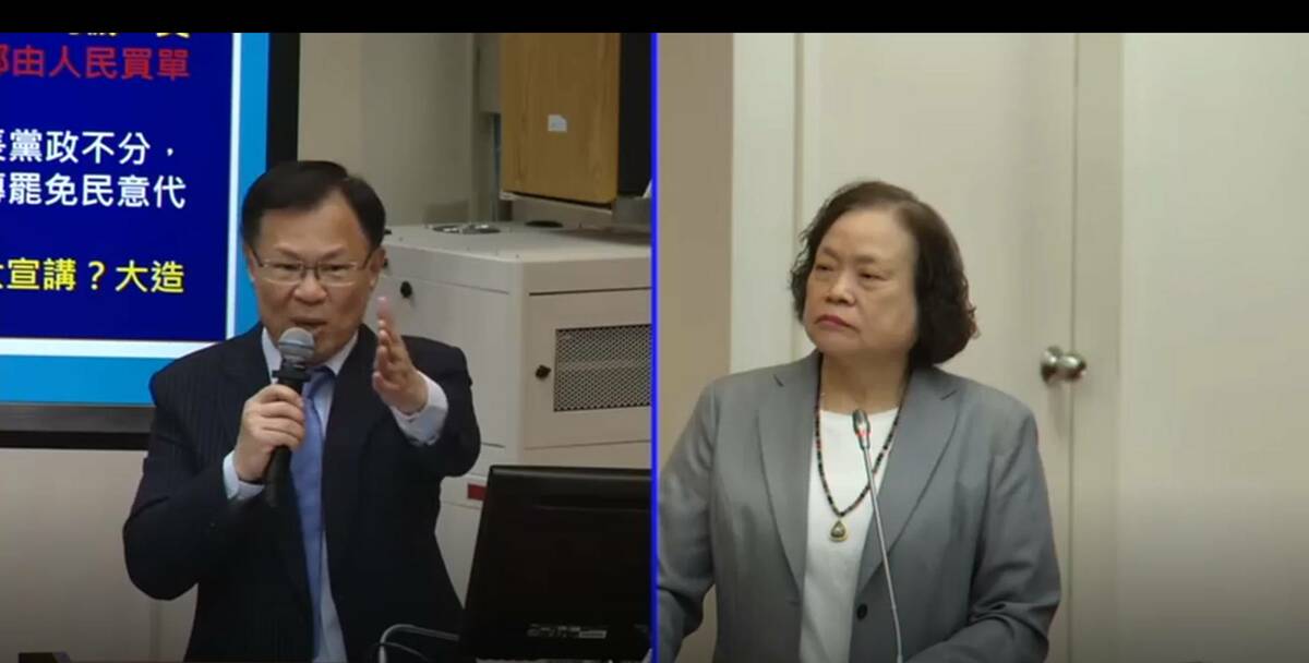 張啓楷今（24）日質詢時追問，是否用納稅錢辦宣講，還把陸委會主委邱垂正說成「彭垂正」，甚至問「你的談參是民進黨寫的嗎？」遭主計長陳淑姿打臉「沒有！這我自己寫的」。 圖：擷自立法院IVOD