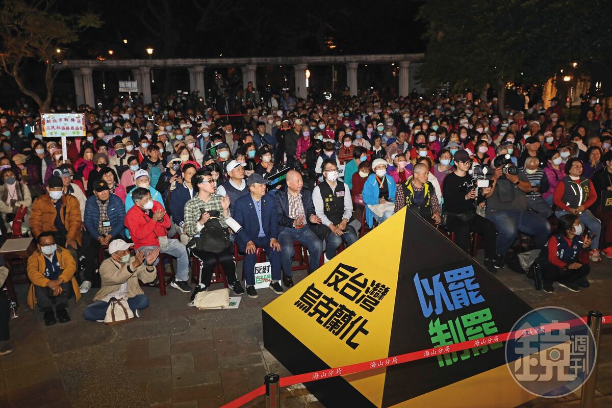國民黨反制罷免主軸不光只有雙公投，並主張還錢於民，以民生經濟議題與執政黨對打。 圖：鏡傳媒（資料照）