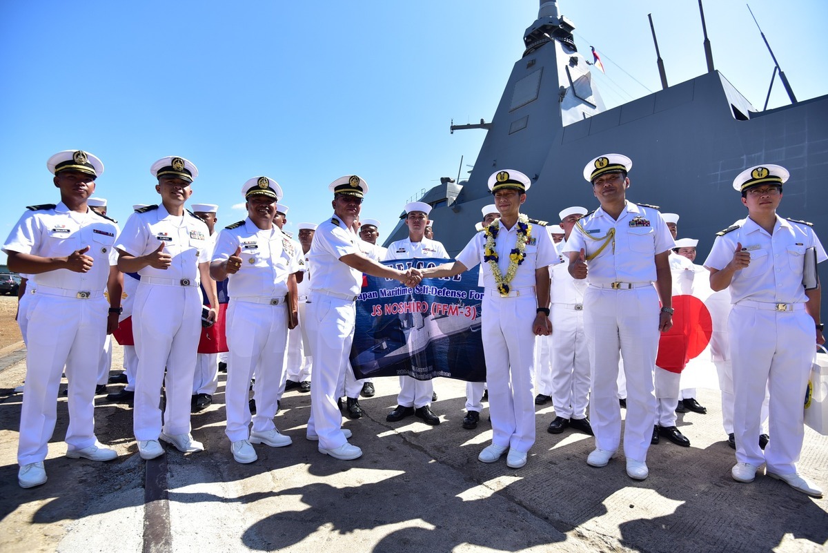 日本最上級護衛艦「能代號（FFM-3）」26日停靠菲律賓呂宋島蘇比克海軍基地。 圖：翻攝「X」@Philippine_Navy