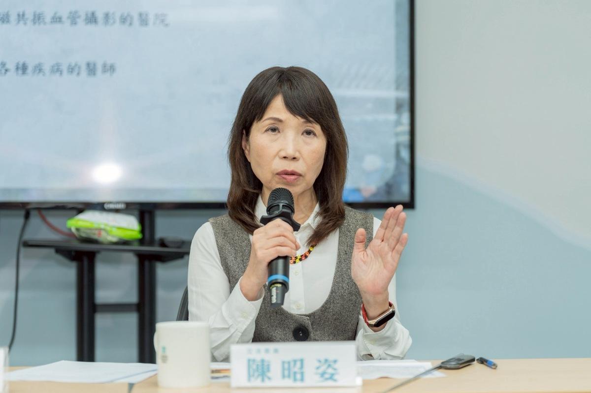 陳昭姿喊話檢察官讓柯文哲好好出來看病，還給柯應有的醫療人權。 圖：民眾黨/提供