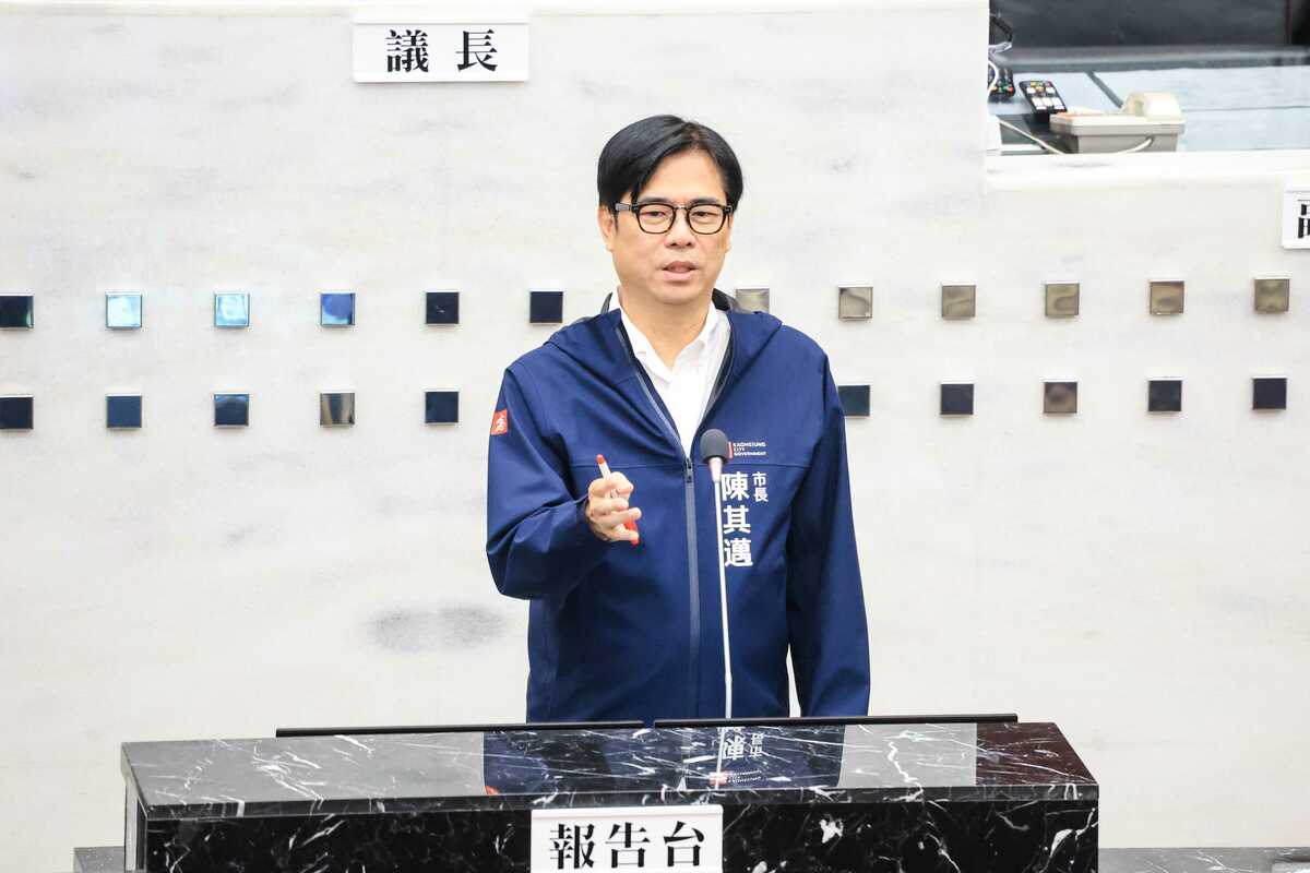 陳其邁率市府團隊至議會進行第4屆第5次定期大會市長施政報告。 圖：高雄市政府/提供