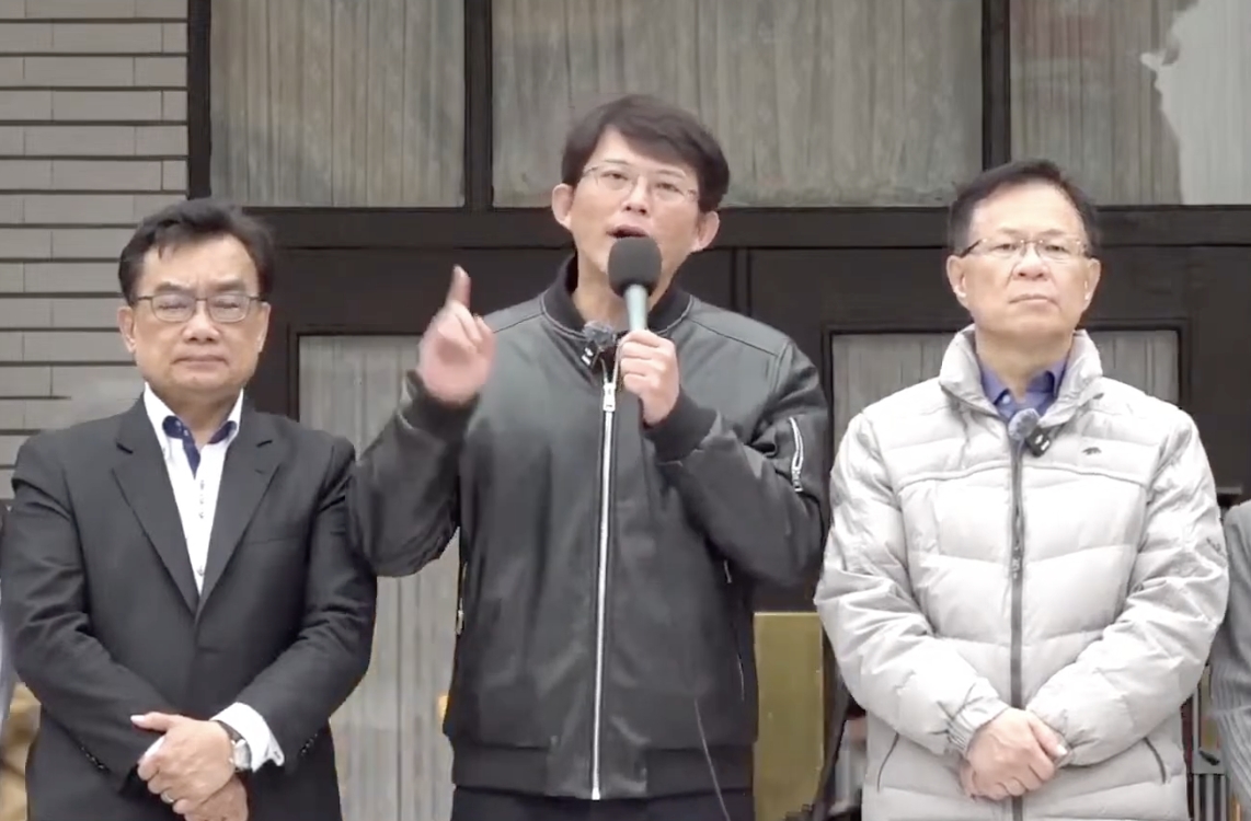 黃國昌批評民進黨為要一黨獨大，不惜在國內製造對立、分化人民。 圖：翻攝民眾之聲YT