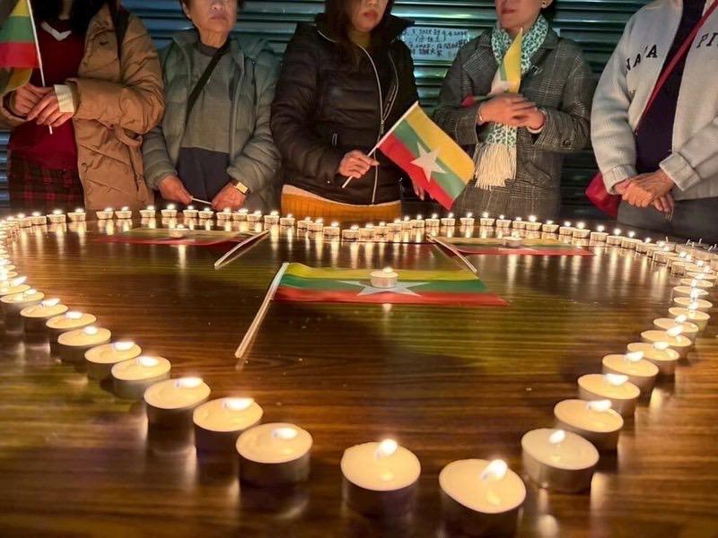 中華民國緬甸歸僑協會29日晚間在新北市中和區「緬甸街」舉辦點燈祈福活動。 圖： 中華民國緬甸歸僑協會提供