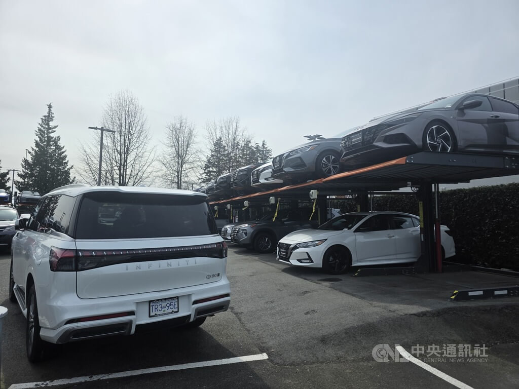美國關稅深深打擊加拿大汽車業，加拿大總理卡尼承諾將設立一個20億加元的「戰略應對基金」，以支持汽車製造業。中央社記者程愛芬溫哥華攝  114年4月3日 圖/中央社