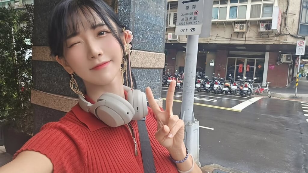 韓國直播主企鵝妹遭禁止入台。（圖取自instagram.com/yyj0728）