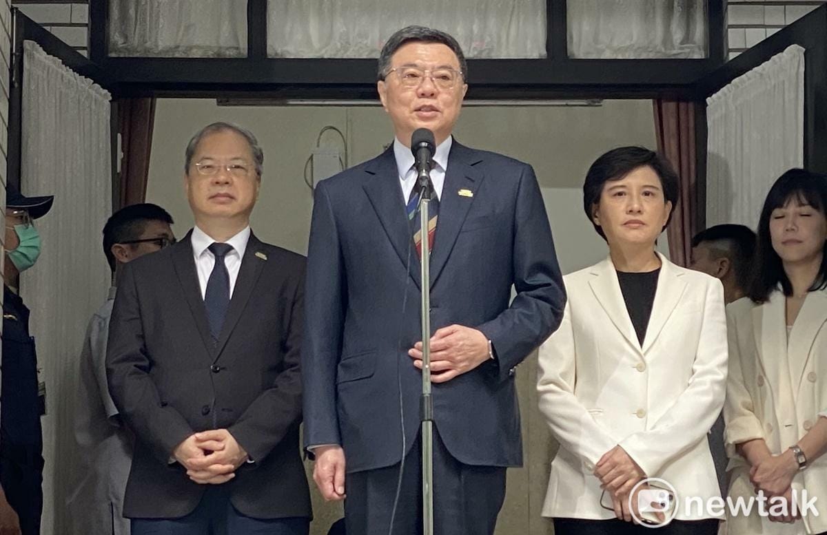 行政院長卓榮泰（中）。 圖：林朝億/攝
