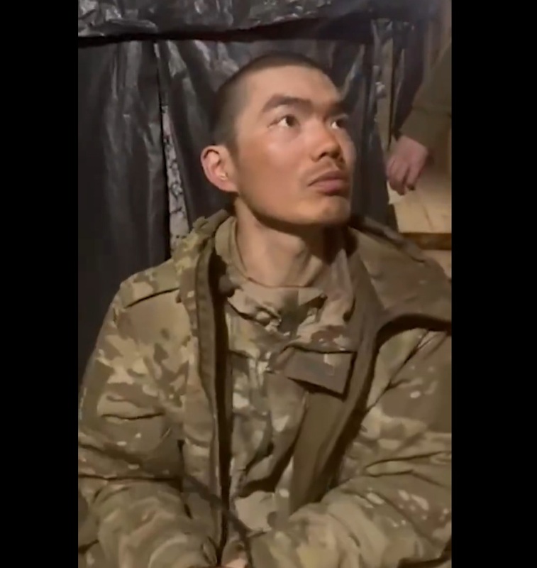 烏克蘭總統澤連斯基（Volodymyr Zelenskyy）指稱烏軍俘虜了2名為俄羅斯軍隊作戰的中國公民。 圖：截取「X」@ZelenskyyUa