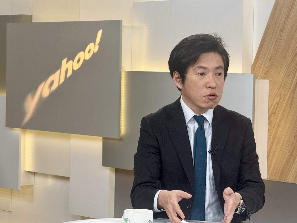 總統府副秘書長張惇涵今（9）日接受Yahoo TV網路節目《齊有此理》專訪。 圖：Yahoo TV網路節目《齊有此理》提供