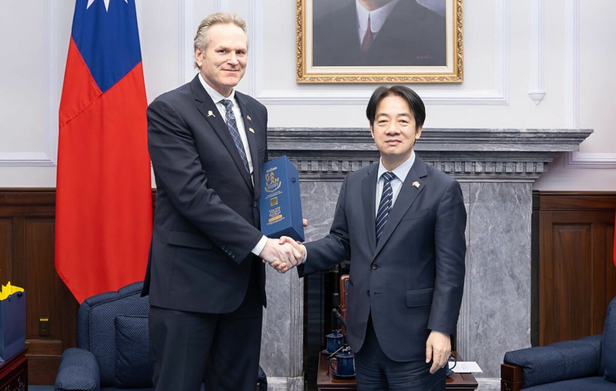 賴清德上個21日上午接見美國阿拉斯加州州長鄧利維（Mike Dunleavy）。 圖：總統府提供