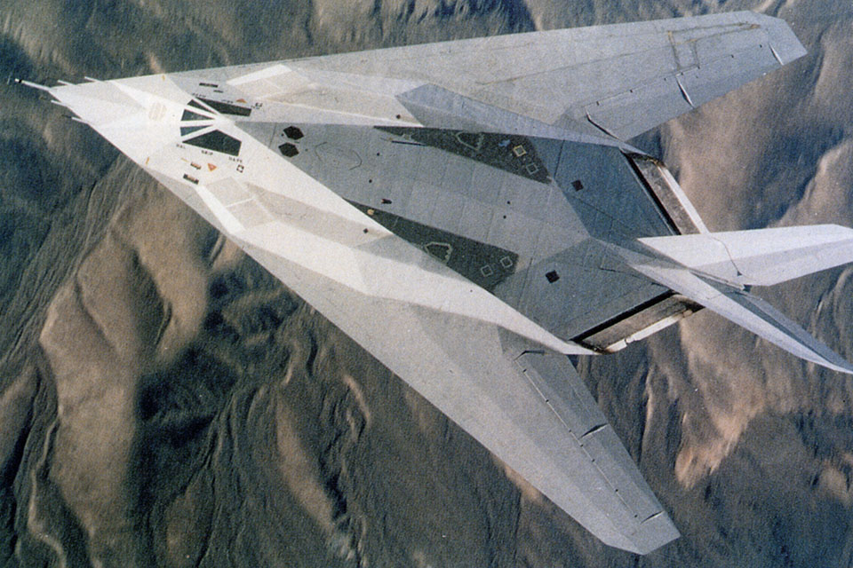 美軍F-117 可以說是 F-47 驗證機。圖為 F-117 。 圖：翻攝自極光 X 帳號