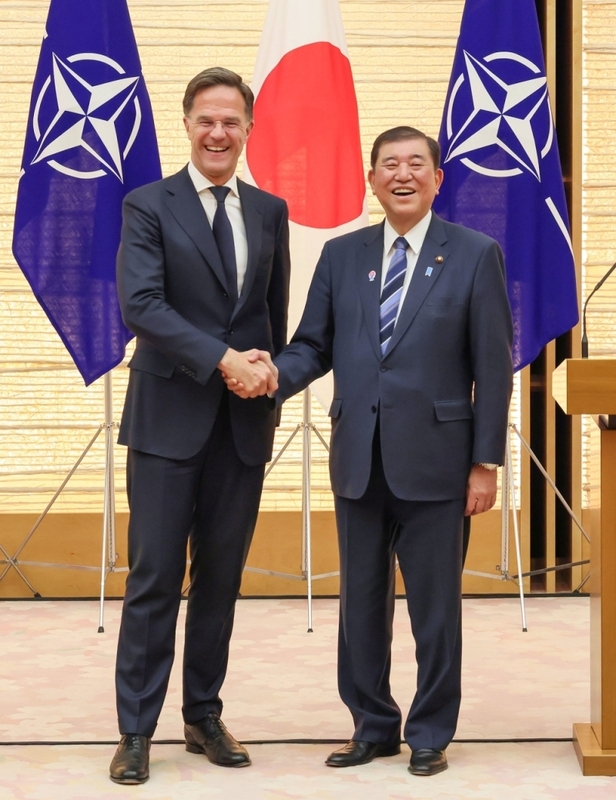 北約秘書長呂特9日與日本首相石破茂在東京舉行雙邊會談。 圖：翻攝日本外務省官網