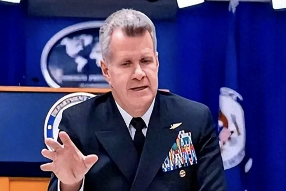 美國印太司令部司令、海軍上將帕帕羅近日對中國在台灣周邊加強軍事存在發出警告，並暗示近期的軍事演習遠比常規演習嚴重得多。 圖：翻攝自藍星筆記