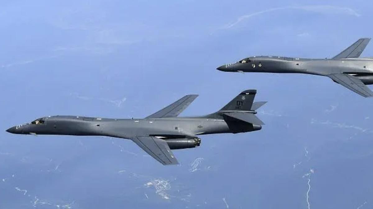 美國 B-1B 轟炸機近日抵達日本與朝鮮半島，執行戰略威懾任務 圖：翻攝自澎湃新聞