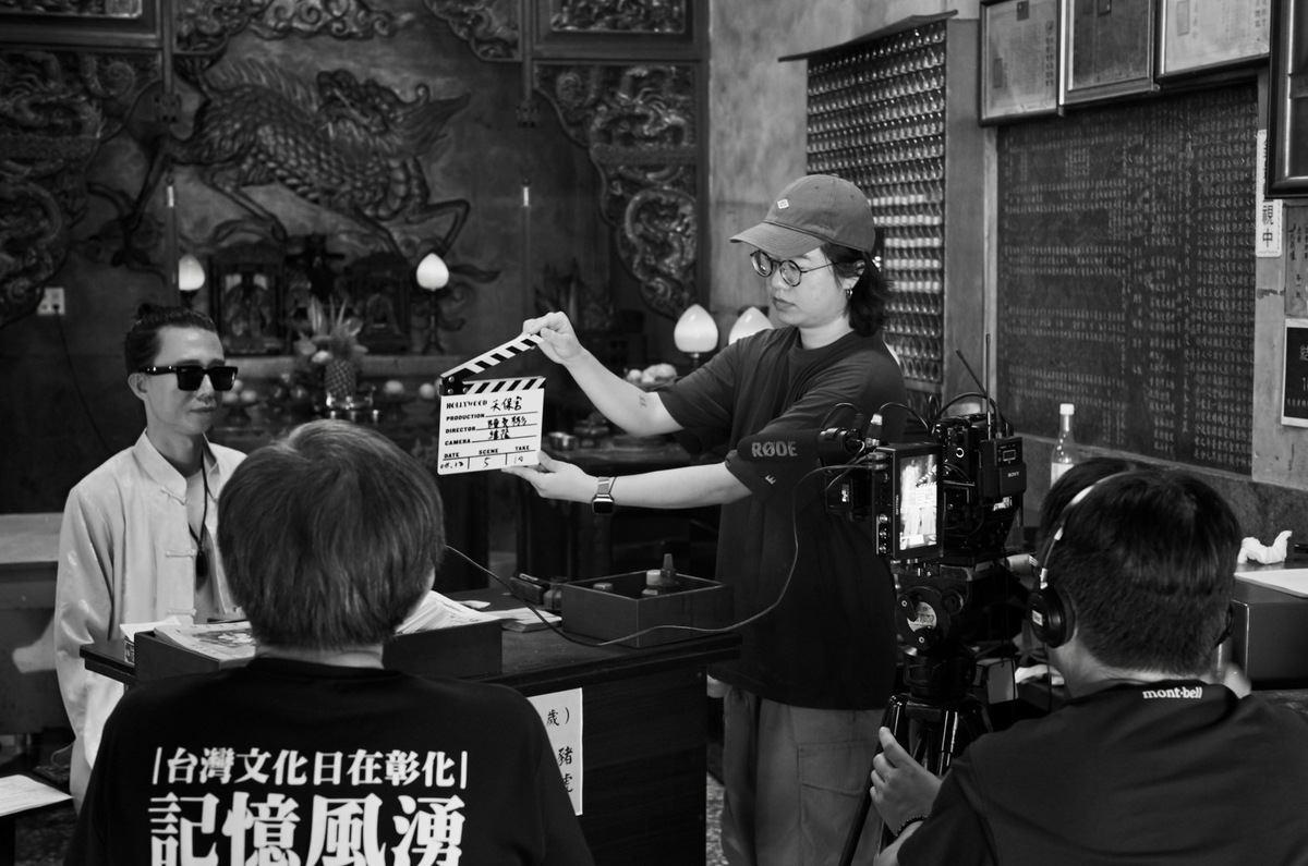 陳文彬執導的「安太歲篇」與前作「電蚊拍篇」同樣與來自嘉義的朋友們合作，演員、劇本都是來自嘉義的朋友們協力完成。 圖：「Taiwan Action」團隊提供