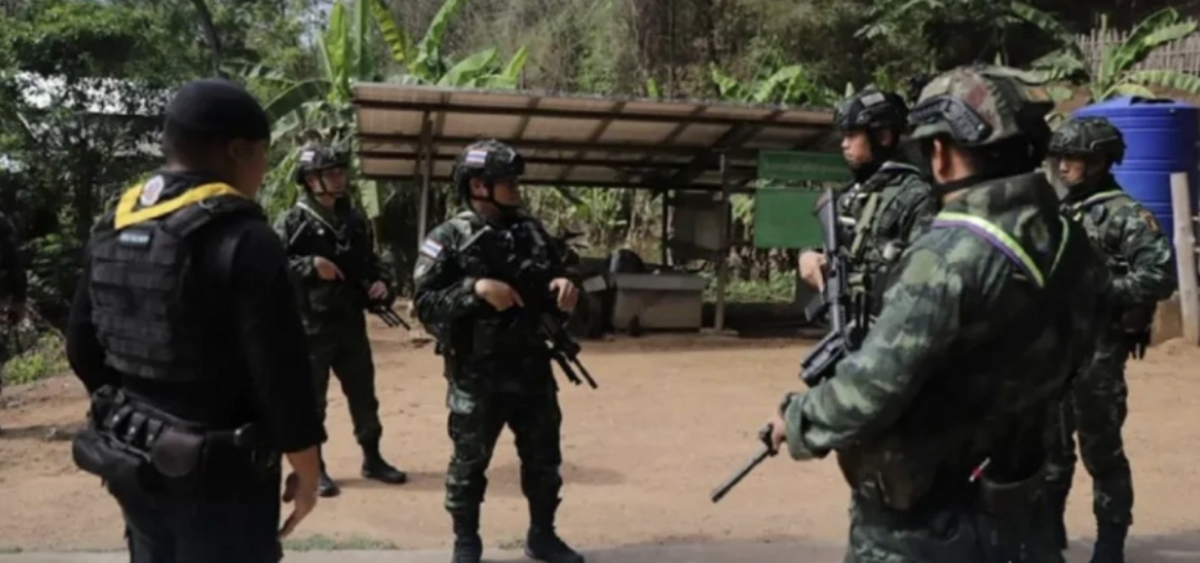 緬泰邊境緬甸妙瓦底鎮轄區內的軍方莫帕堵戰術高地已被克倫民族解放軍（KNLA）及其聯合部隊攻佔。 圖：翻攝自緬甸中文君