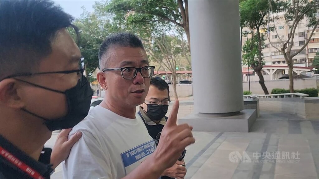罷免民進黨立委許智傑領銜人朱磊（左2）。 圖：（中央社檔案照片）