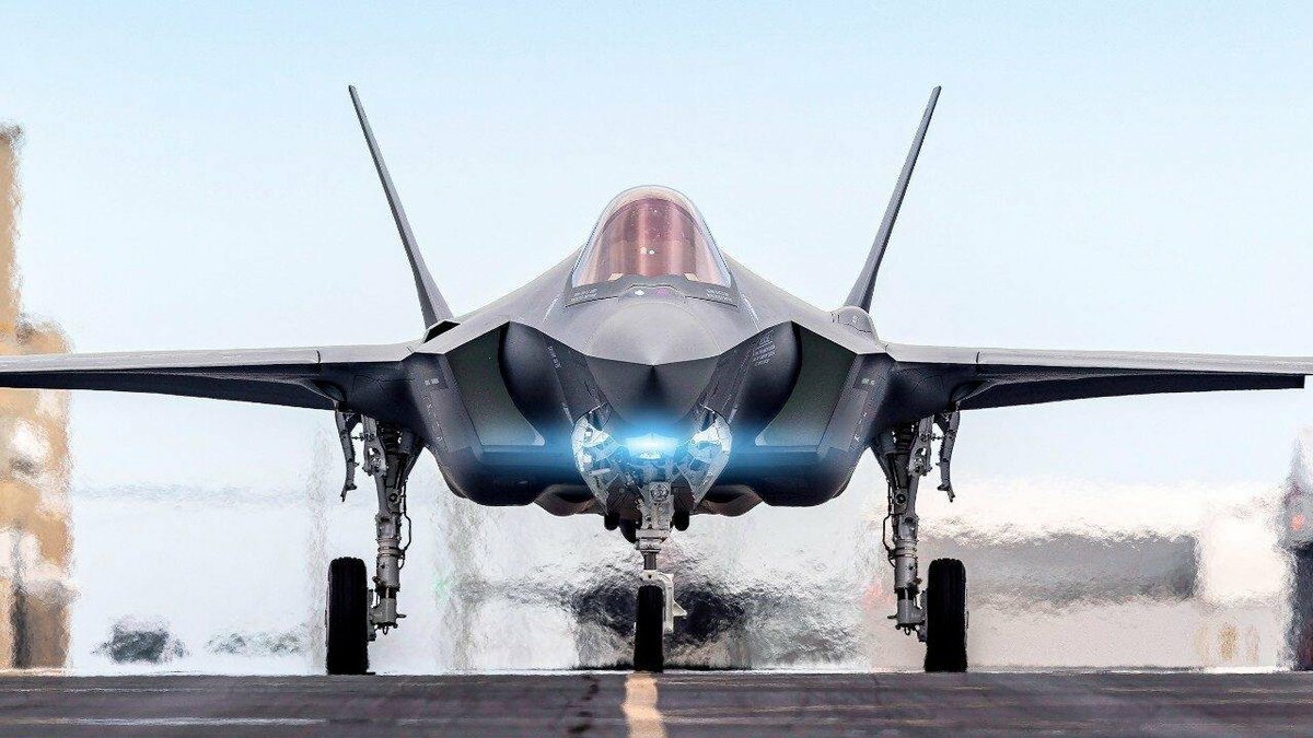 目前 F-35 與 F-22 已累計生產逾 1300 架，若能藉由 NGAD 技術完成升級，不僅有望延長服役年限。 圖：翻攝自 X