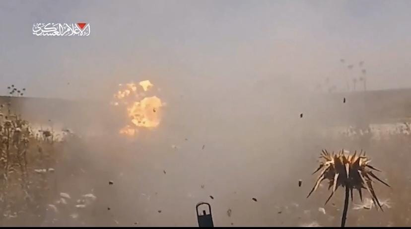 哈瑪斯旗下的武裝派別卡桑旅（Al-Qassam Brigades）於上週 19 日公開一段伏擊行動的影片。 圖：翻攝自 x