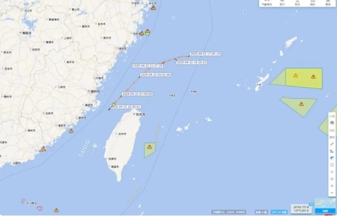 美艦穿越台海AIS路線圖 。 圖 : 翻攝自《彼得堡的肥天鵝》