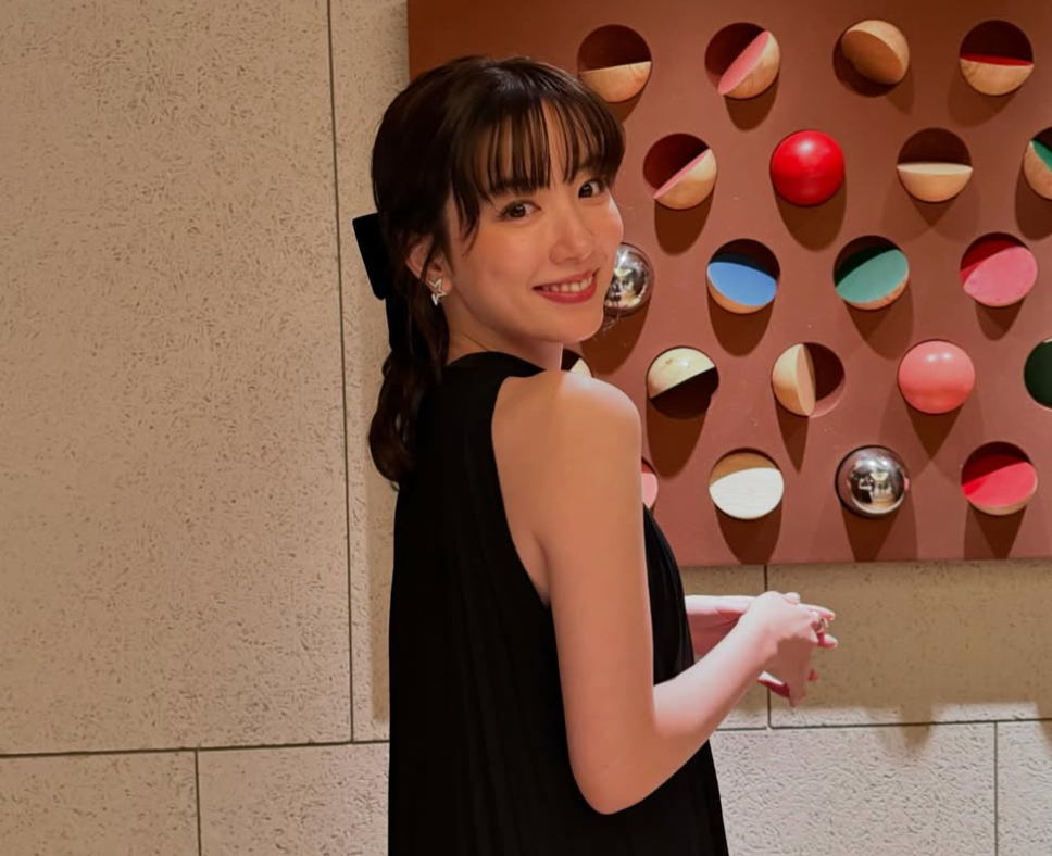 有人猜測永野芽郁出演的新劇《新聞主播》，可能會因為醜聞導致戲份被刪減。對此，電視台表示「戲分暫時不會有任何更動」。 圖：翻攝自永野芽郁IG